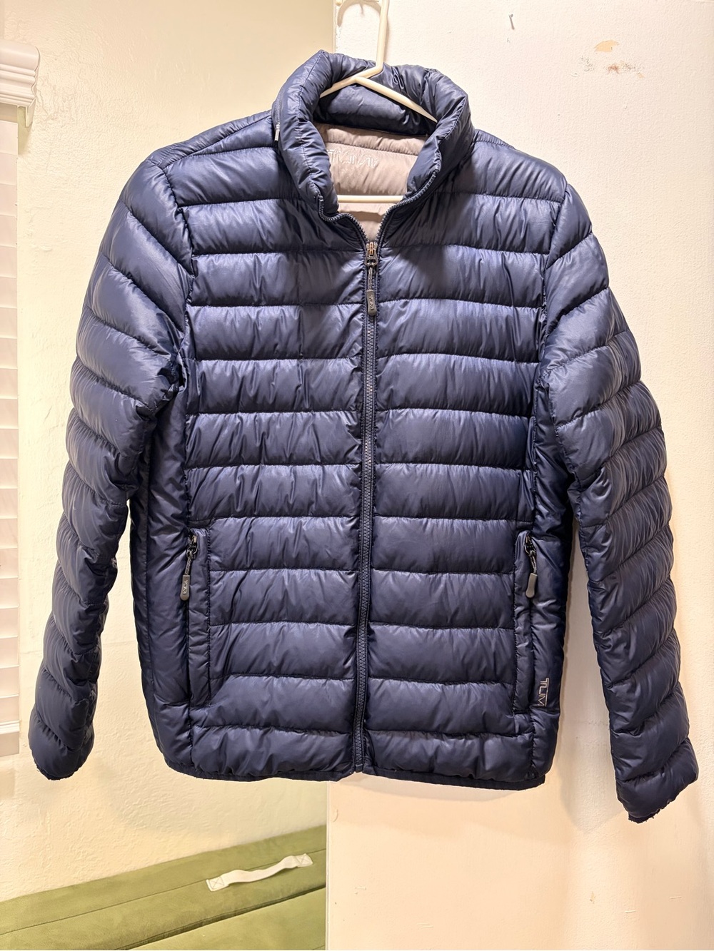 Tumi Women’s Lightweight Quilted Puffer Jacket - Navy